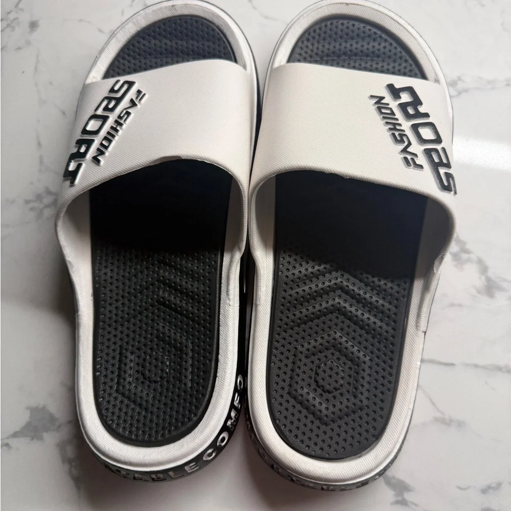 HoaloX Men's Casual Anti-Slip Open-Toed Sandals Size 42-43 NEW